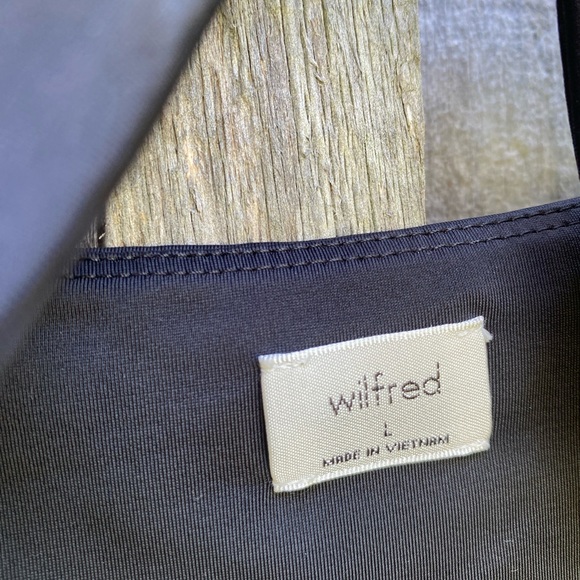 ARITZIA WILFRED NWTs noe bodysuit black size large tie-front cut out design - Picture 7 of 11